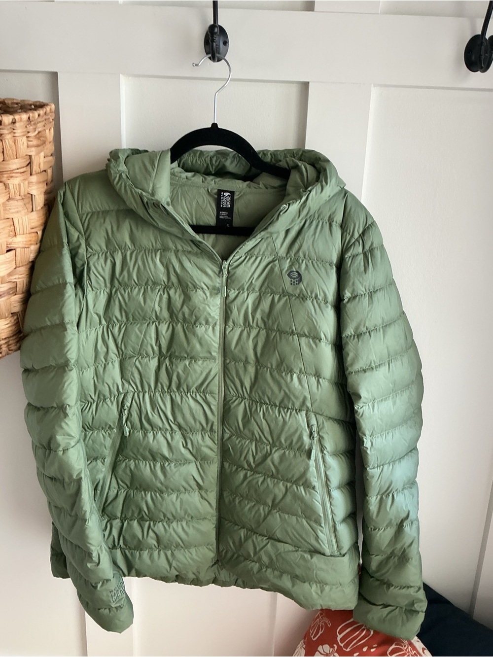 Mountain Hardwear Hooded Puffer Jacket - Sage Green